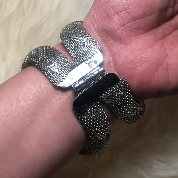 Mesh metal design bracelet - Picture 4 of 4
